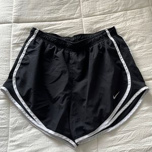black and white nike shorts